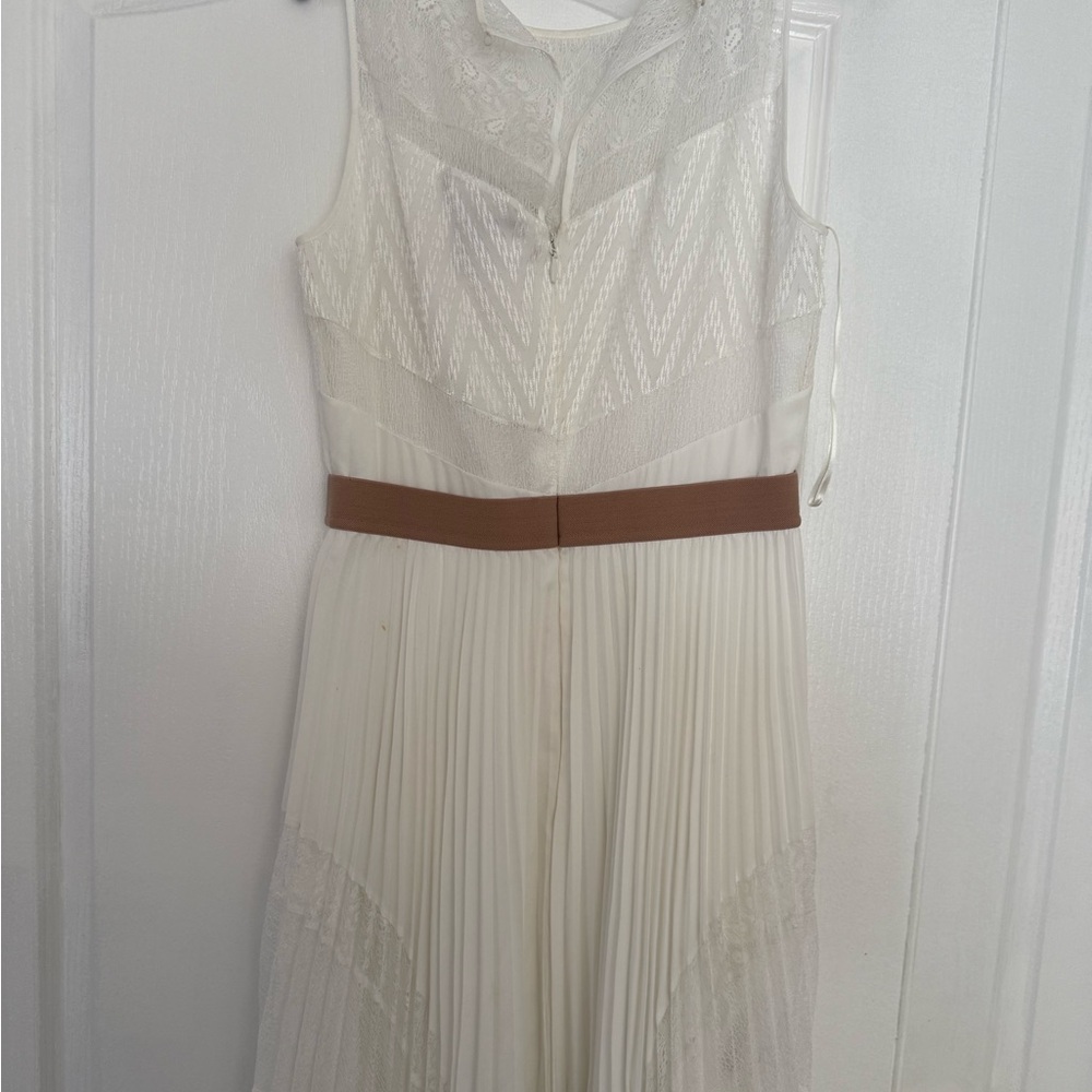 BCBG max azria shin length dress
